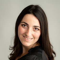 Carolyn Toenges bio photo