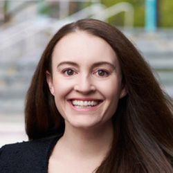 Joanne Yecies headshot