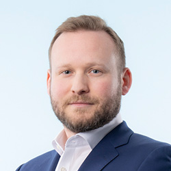 Cain Stranges headshot