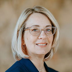 Jennifer Baker headshot