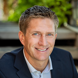  Advisor Portrait 