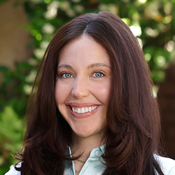 Emily Schoettler bio photo