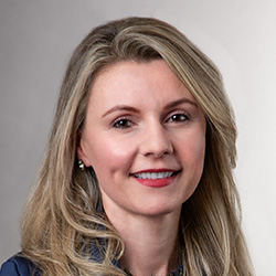 Izabella Wszolek bio photo