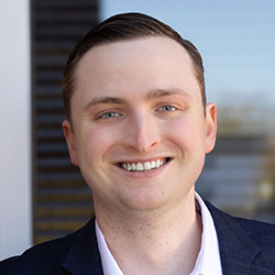 Russell Smouse headshot