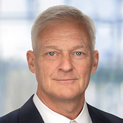 Mike Crowell headshot