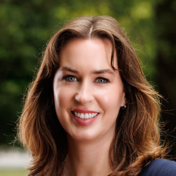 Anna Thackston bio photo