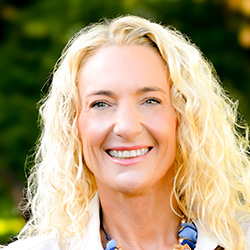 Holli Terry bio photo