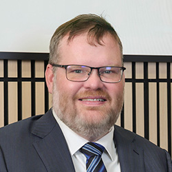  Advisor Portrait 