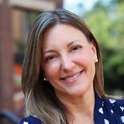 Nicole Rowe bio photo