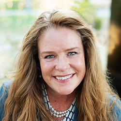 Jeri Larrinaga bio photo