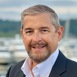  Advisor Portrait 