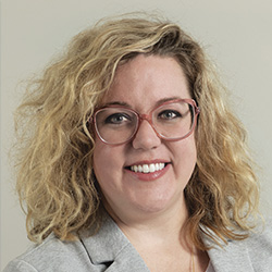 Christina Lenze