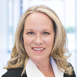 Kari Weidemann bio photo