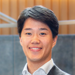 Image of Matthew Warren