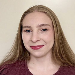Elizabeth Hawkins bio photo