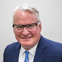 Warren Bischoff headshot