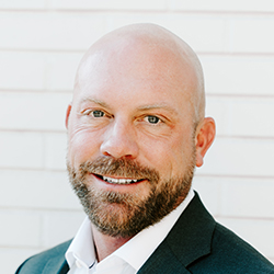  Advisor Portrait 