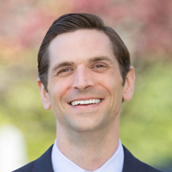  Advisor Portrait 