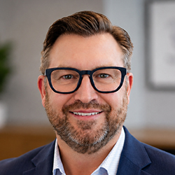  Advisor Portrait 