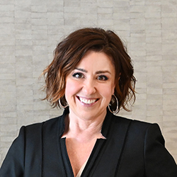 Lynette Manning