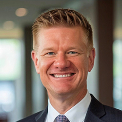  Advisor Portrait 