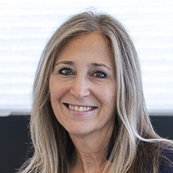 Hallie Brenis bio photo