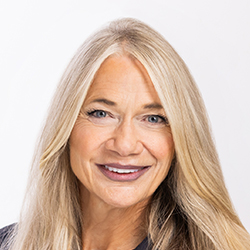 Advisor Portrait 