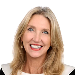  Advisor Portrait 