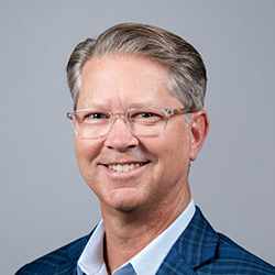  Advisor Portrait 